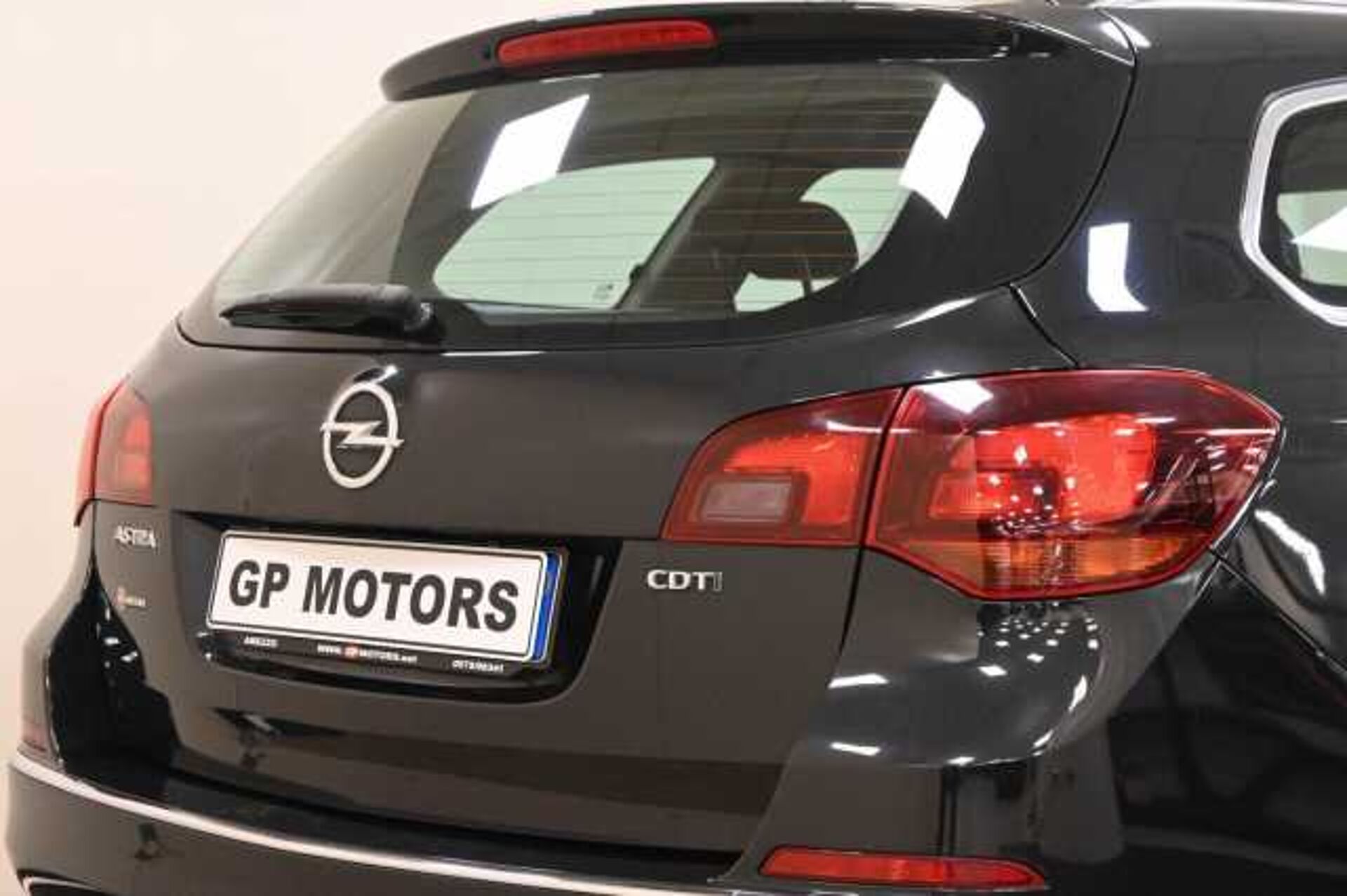 Opel Astra 1.7l - Nero
