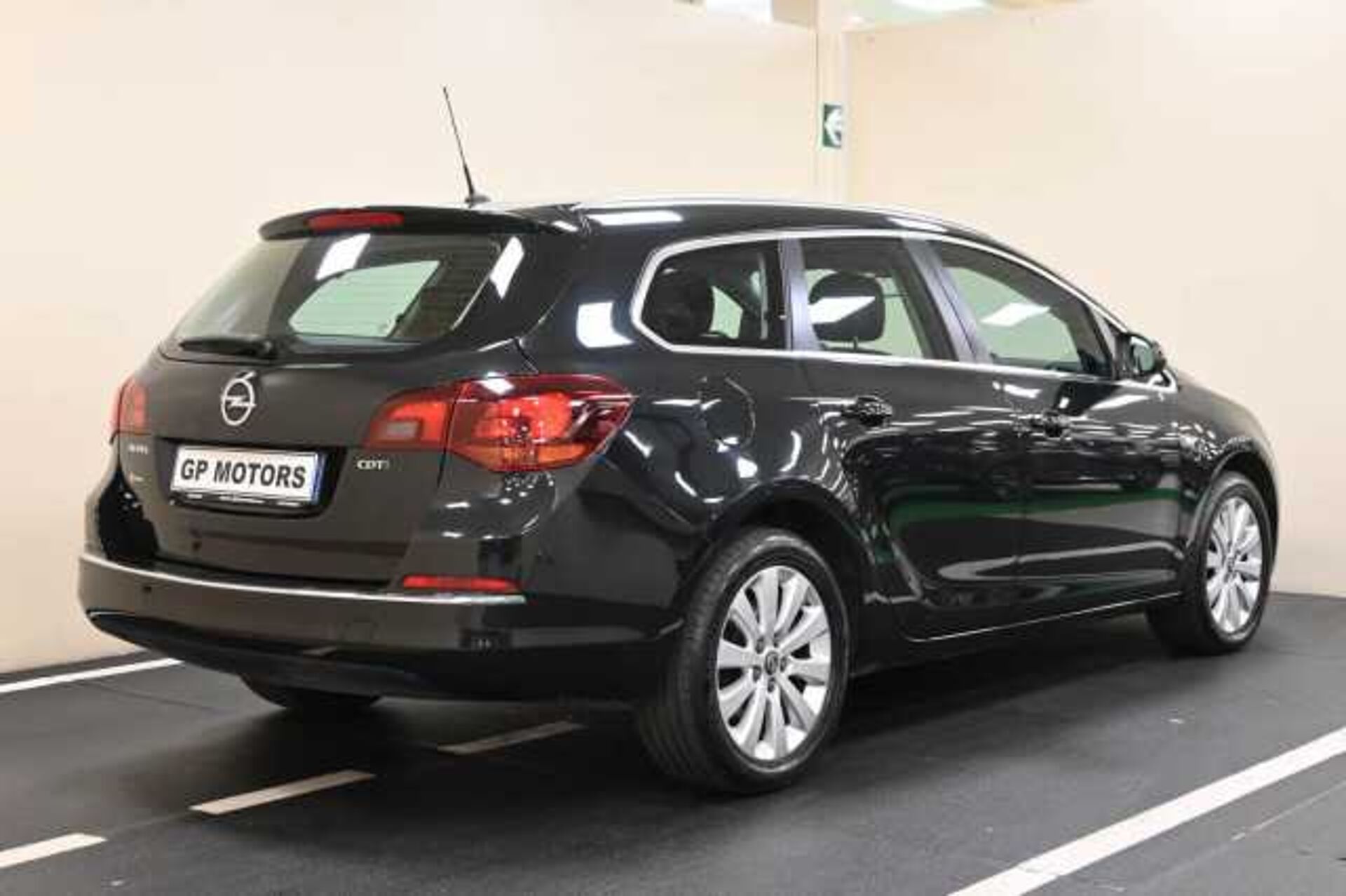 Opel Astra 1.7l - Nero