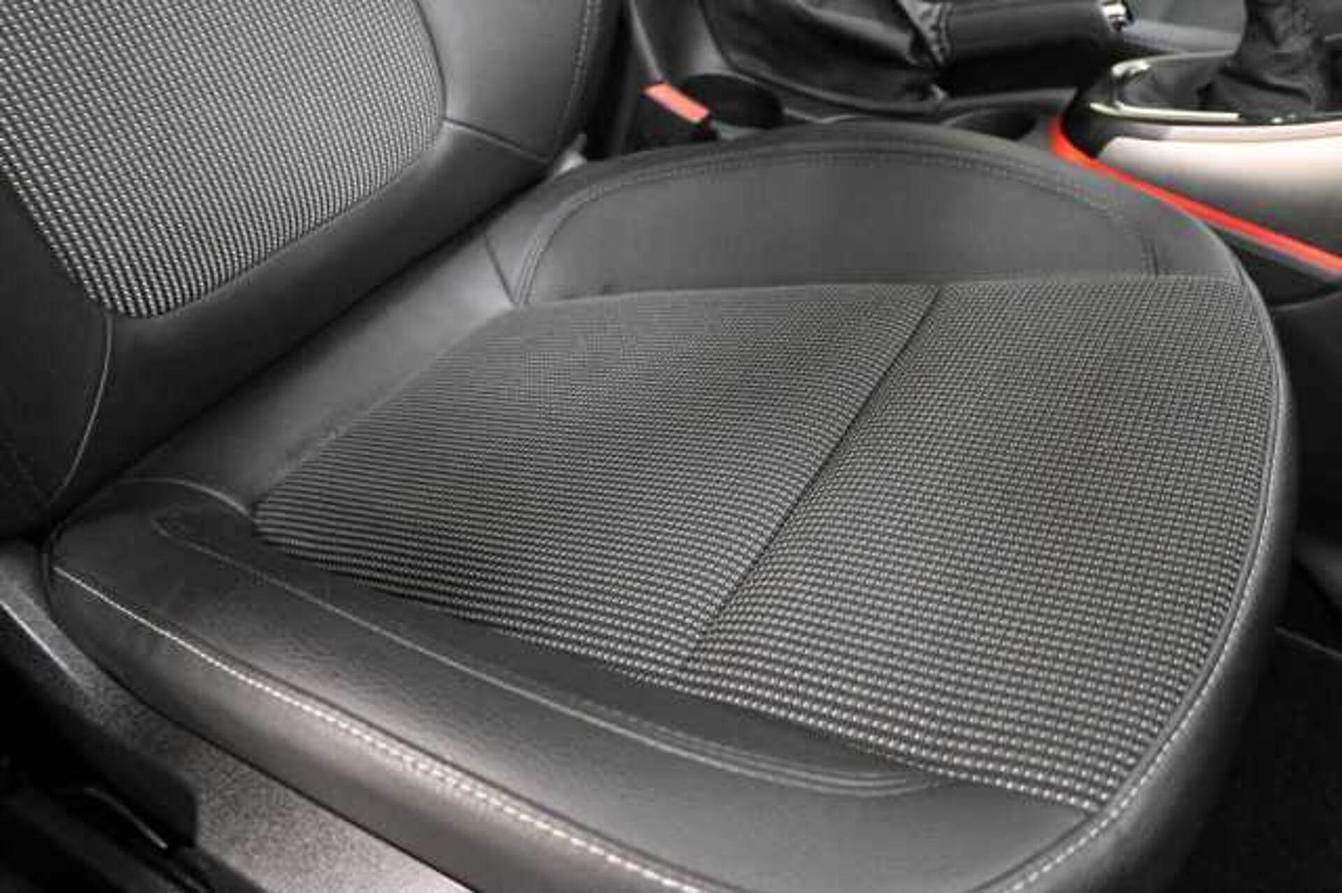 Opel Astra 1.7l - Nero