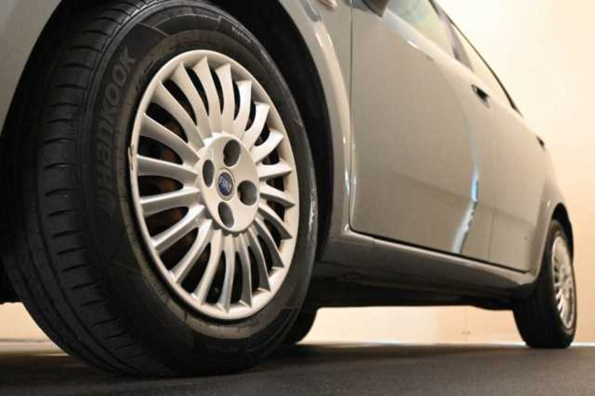 Fiat Grande Punto 1.2l - GRIGIO - G