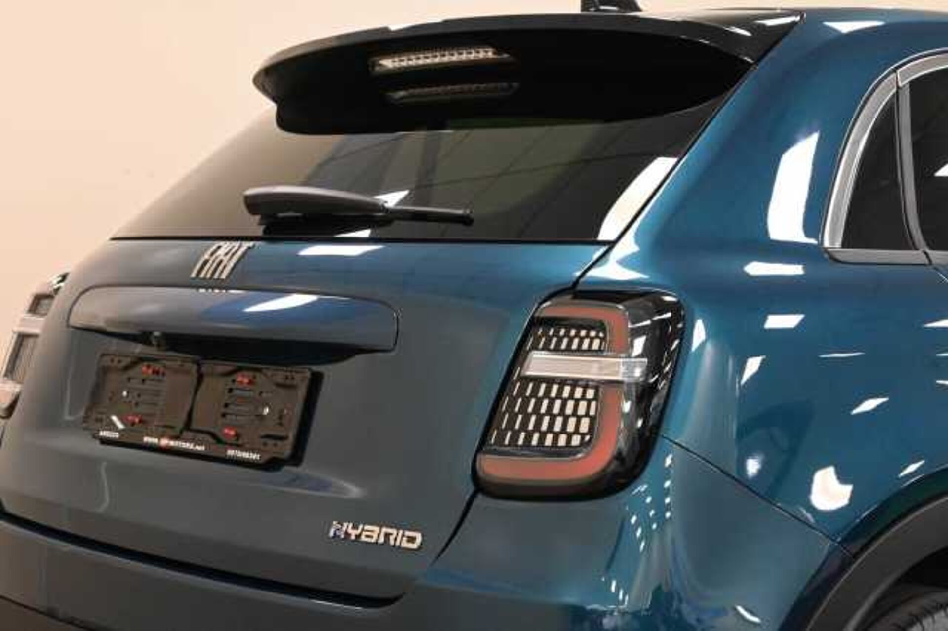 Fiat 600 Hybrid 1.2l - VERDE - V