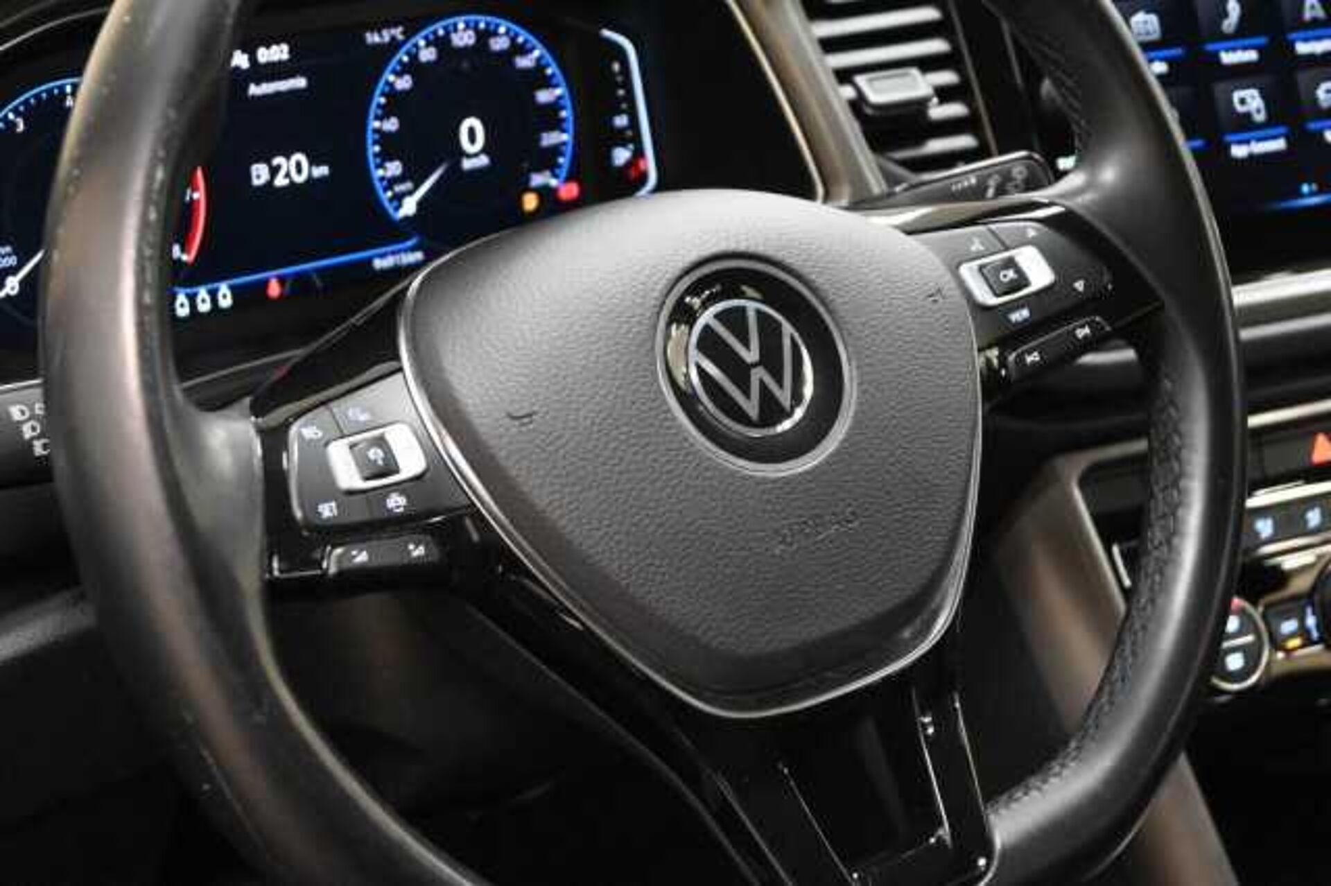 Volkswagen T-Roc 1.0l - Nero