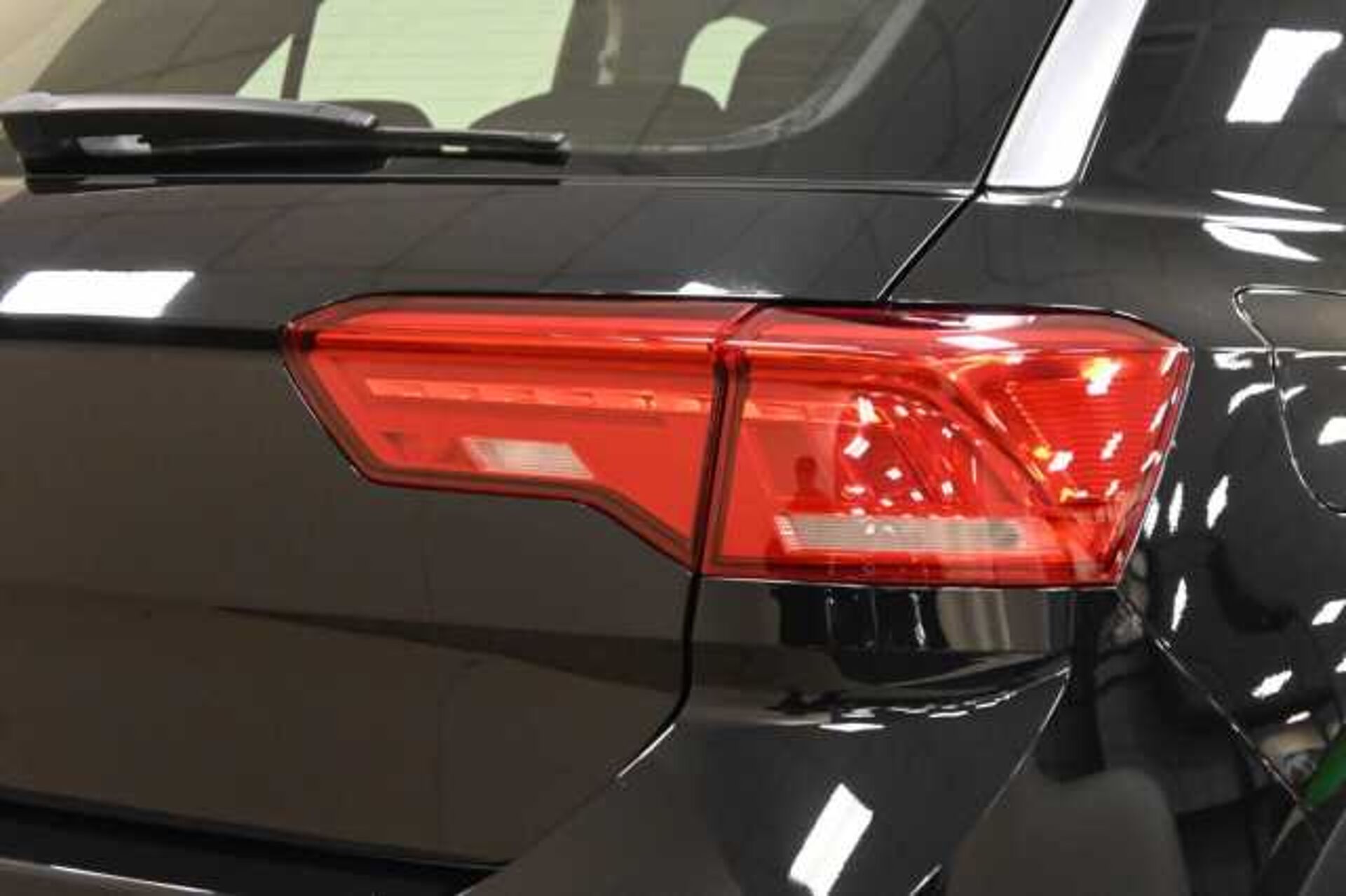 Volkswagen T-Roc 1.0l - Nero