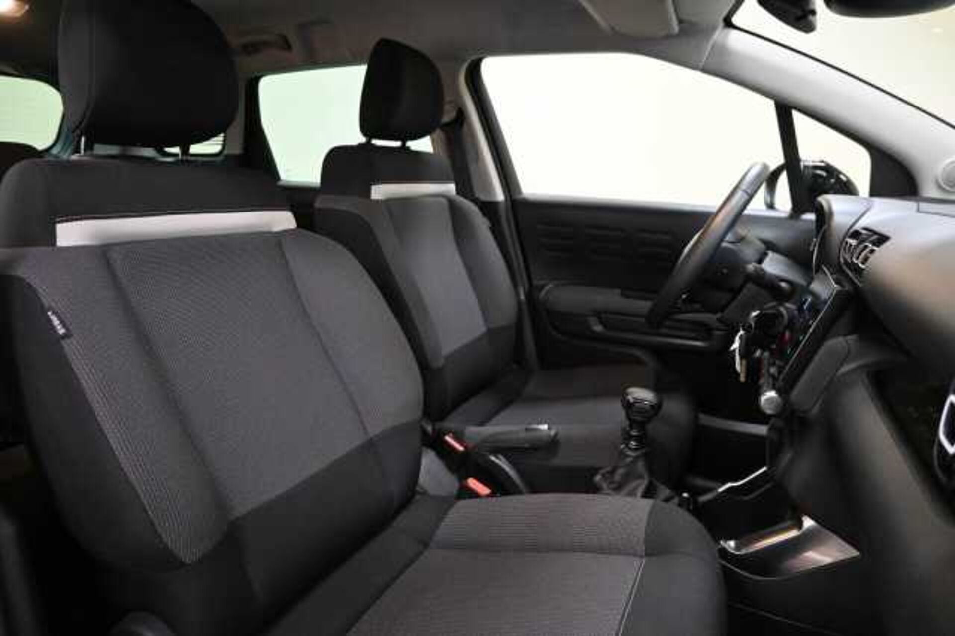 Citroen C3 Aircross 1.2l - Grigio