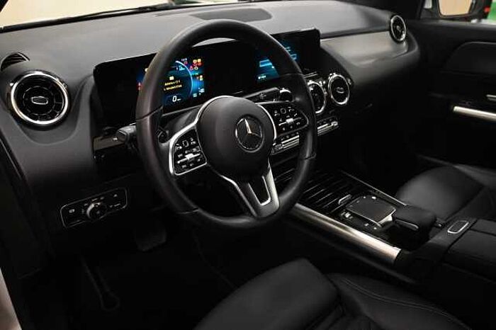 Mercedes-Benz GLA 200 2l