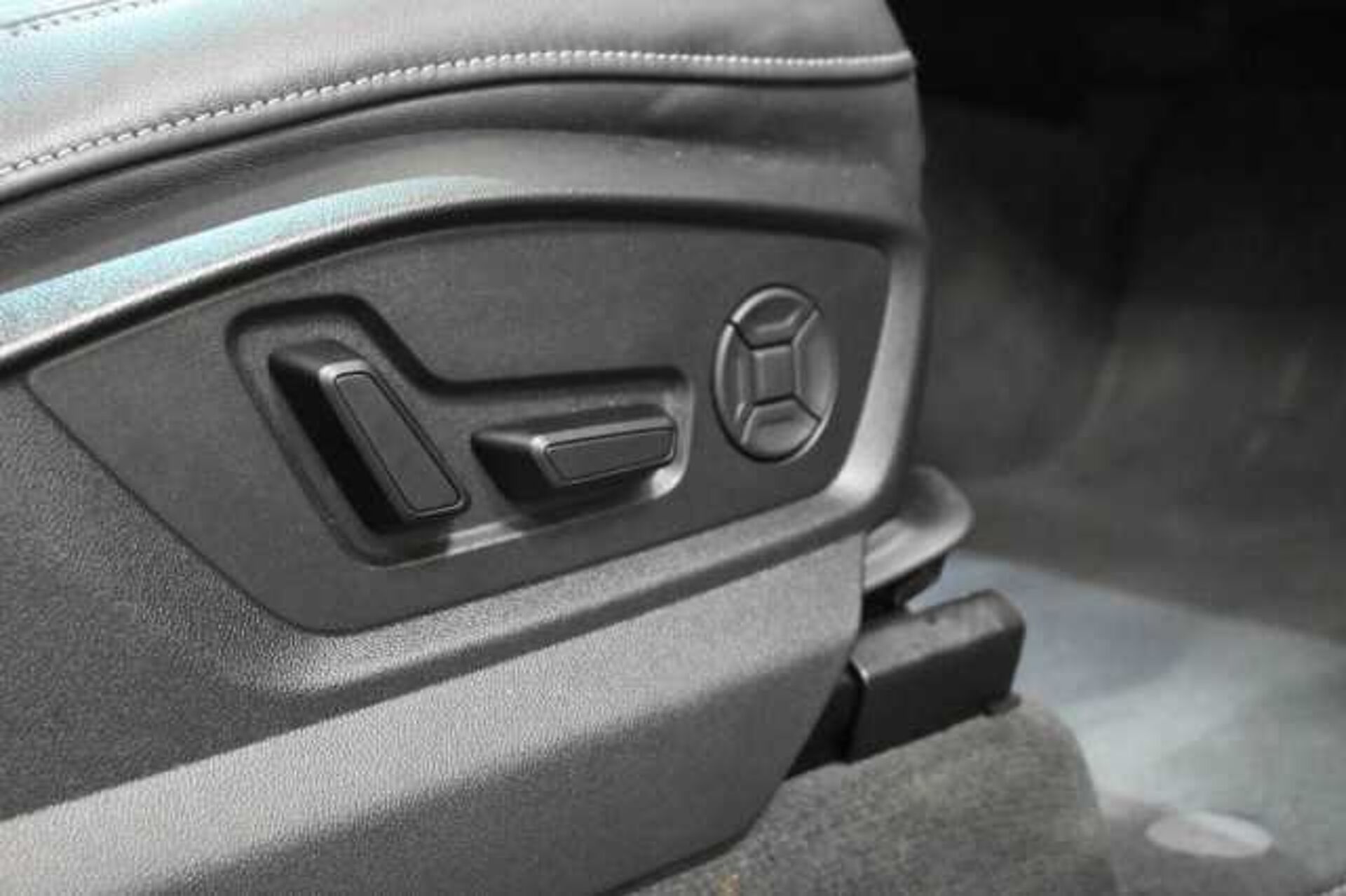 Audi Q8 3.0l - Grigio