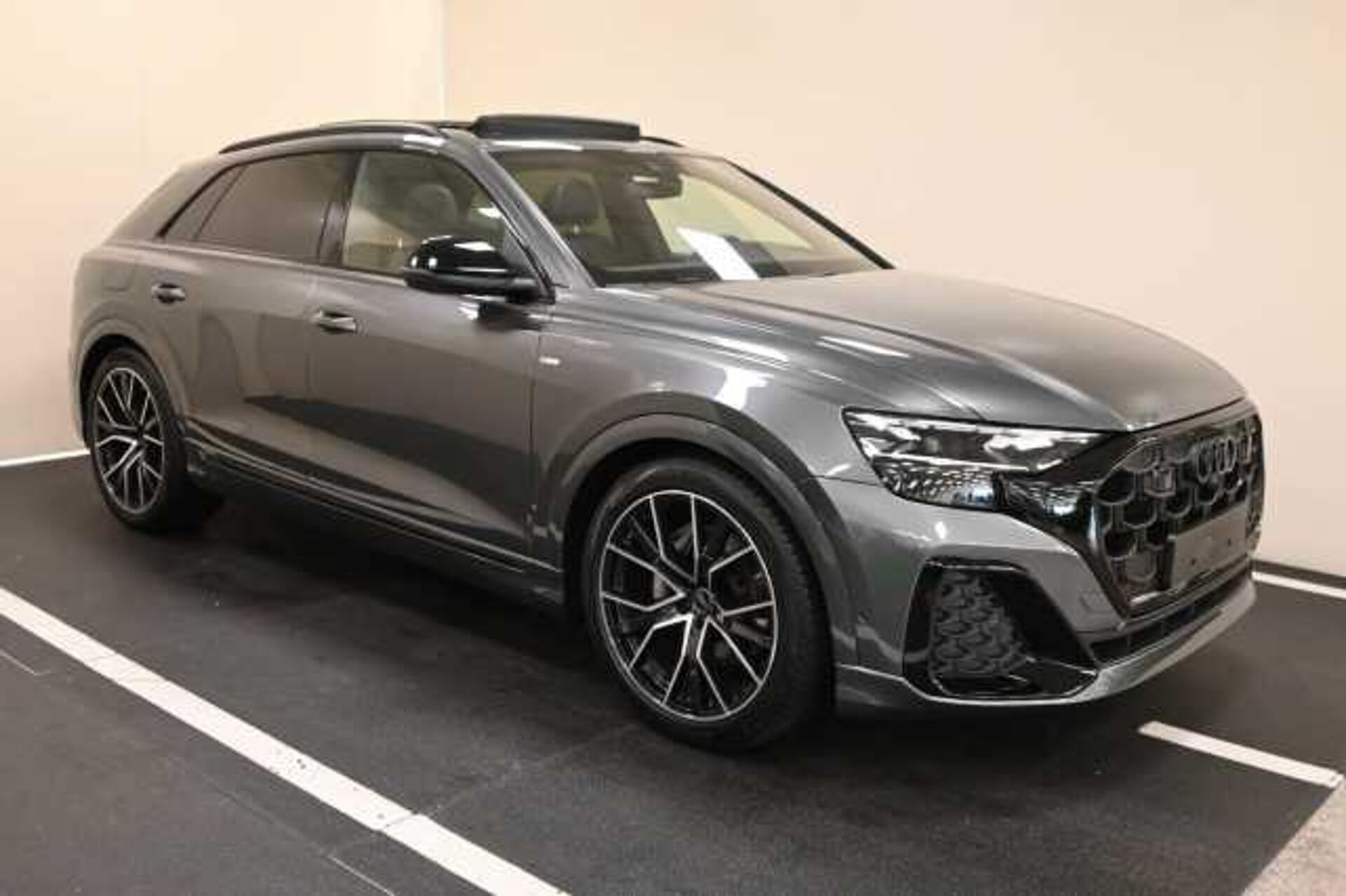Audi Q8 3.0l - Grigio