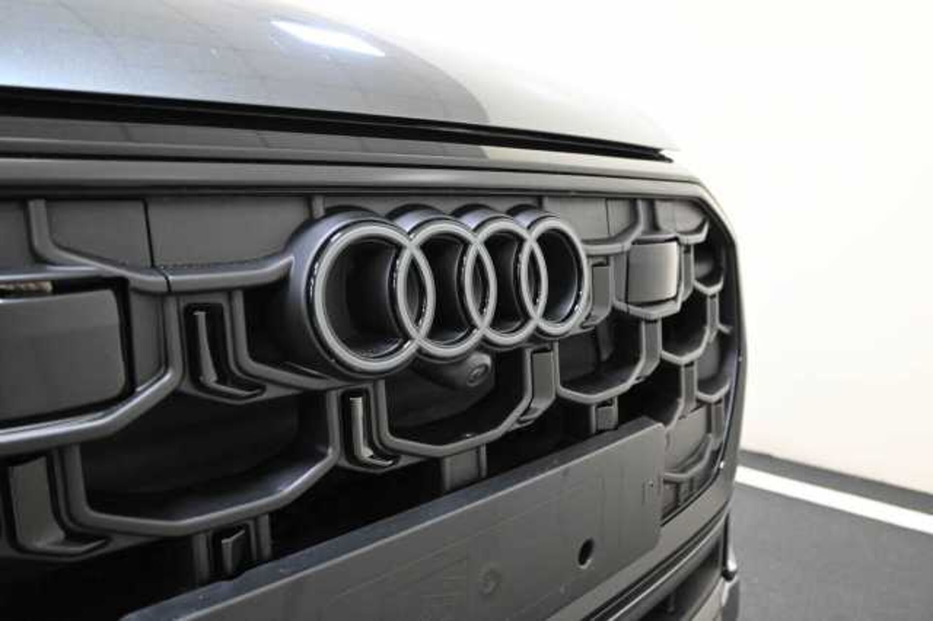 Audi Q8 3.0l - Grigio