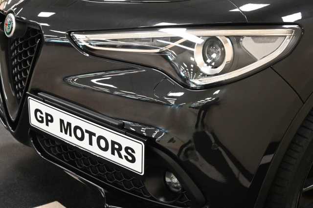 Alfa Romeo Stelvio 2.1l - NERO METALLIZZATO