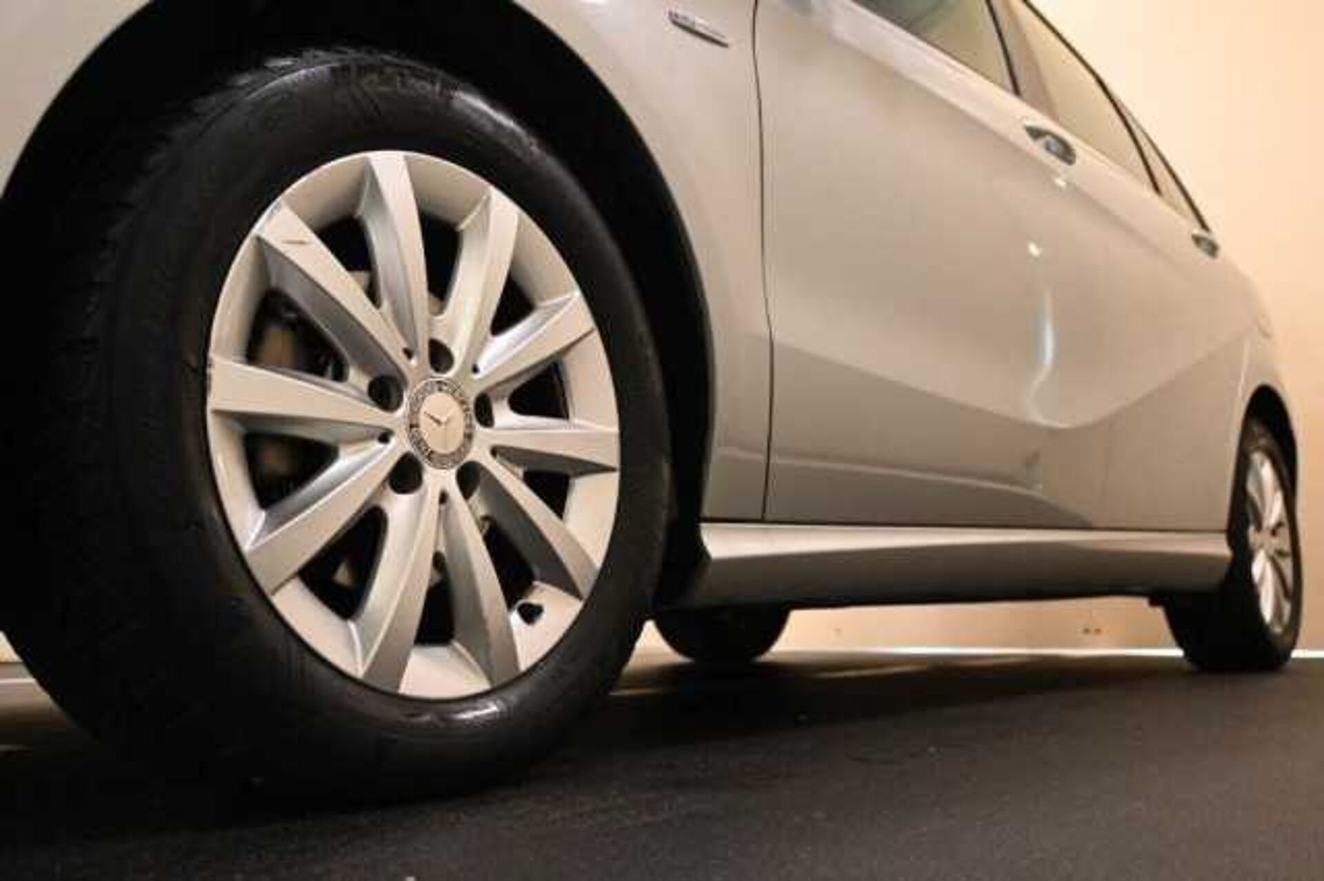 Mercedes-Benz B 180 1.8l - GRIGIO CHIARO - GR-CH