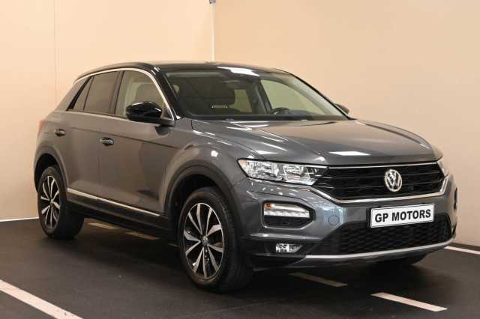 Volkswagen T-Roc 1.6l - Grigio