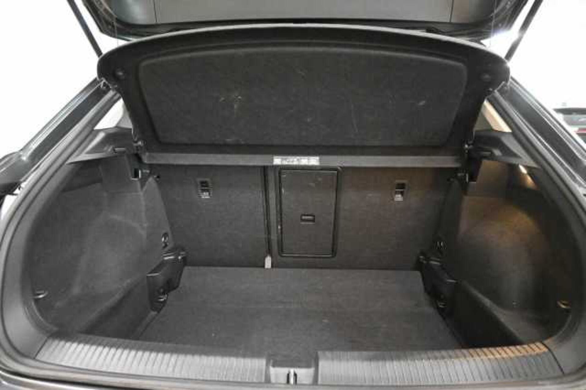 Volkswagen T-Roc 1.6l - Grigio