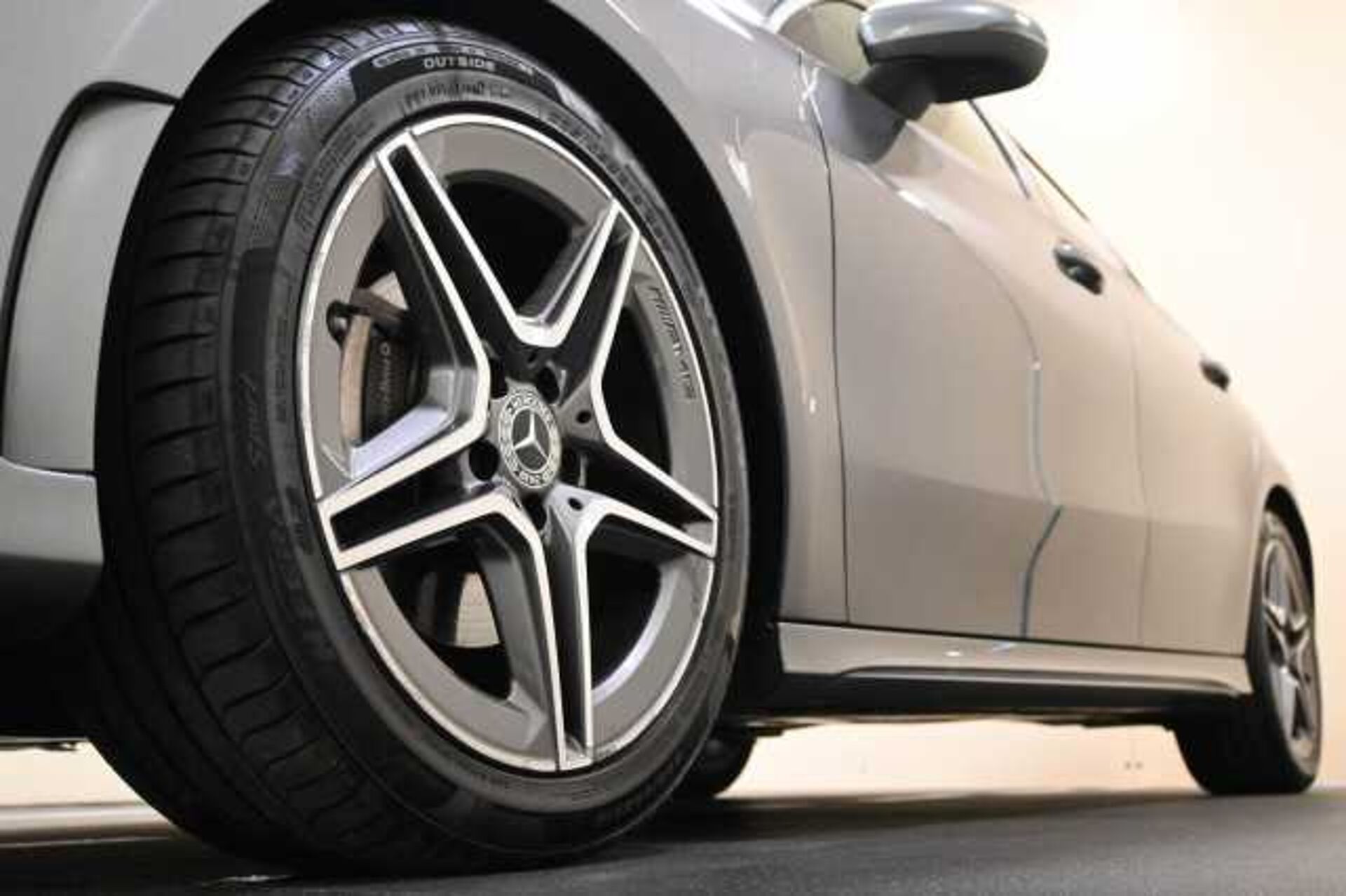 Mercedes-Benz A 180 1.5l - Grigio