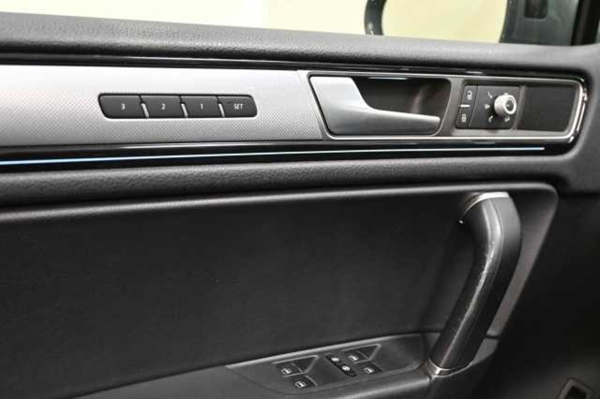 Volkswagen Touareg 3ª serie 3.0l - Grigio