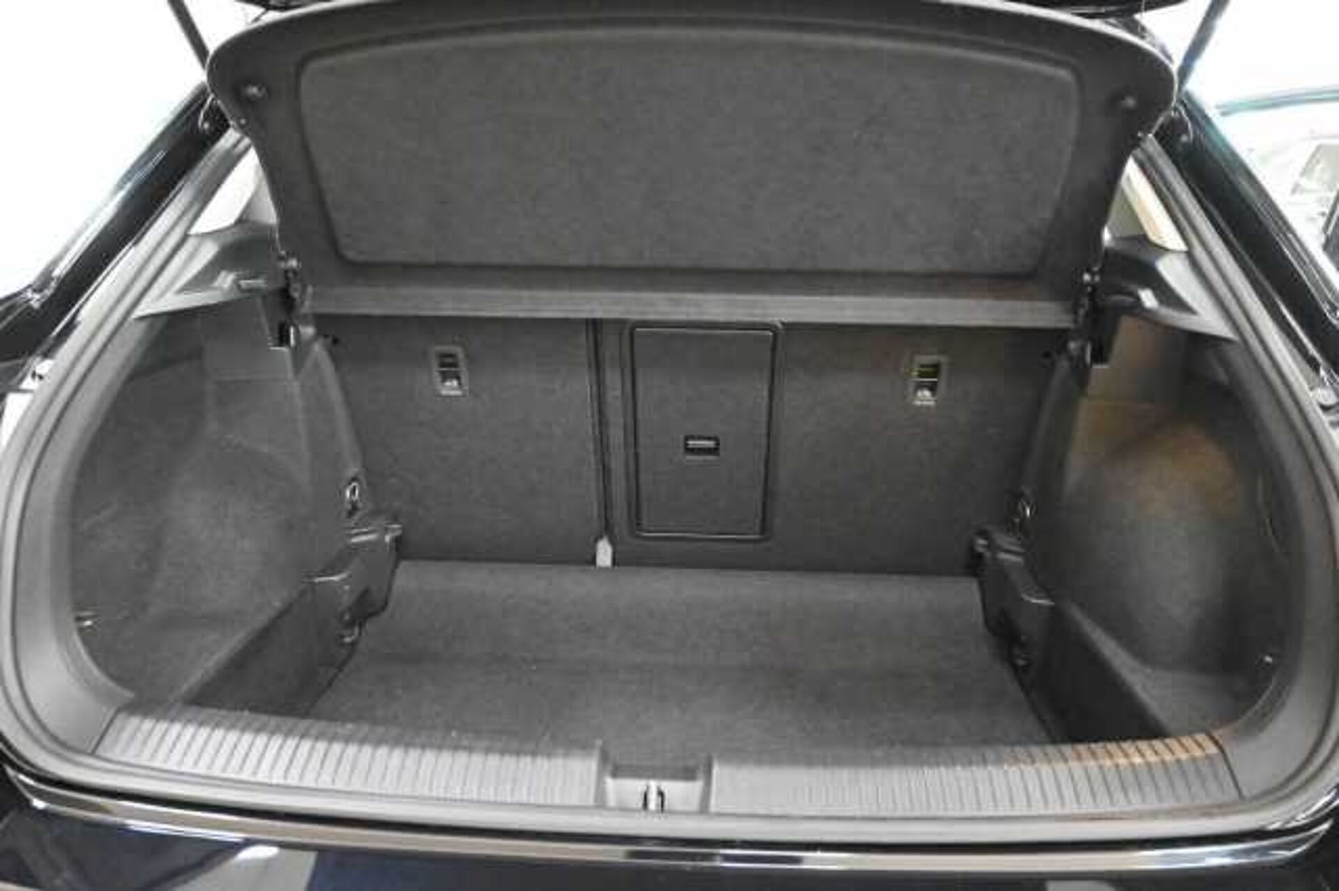 Volkswagen T-Roc 2.0l - Nero