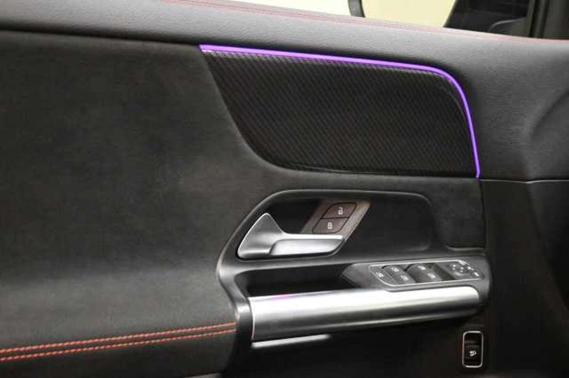 Mercedes-Benz GLA 200 2.0l - Nero