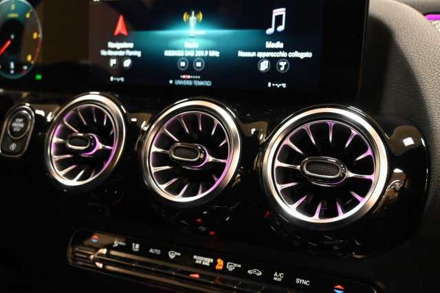 Mercedes-Benz GLA 200 2.0l - Nero