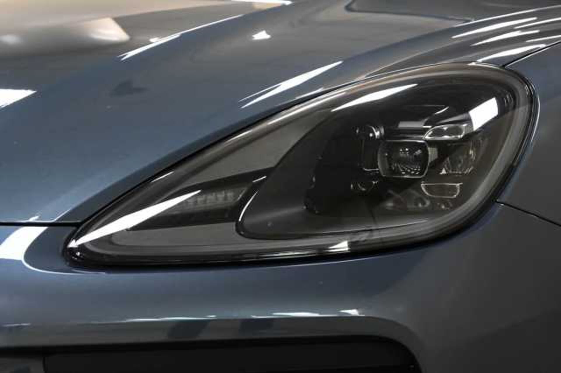 Porsche Cayenne 3.0l - BLU METALLIZZATO - B/MET