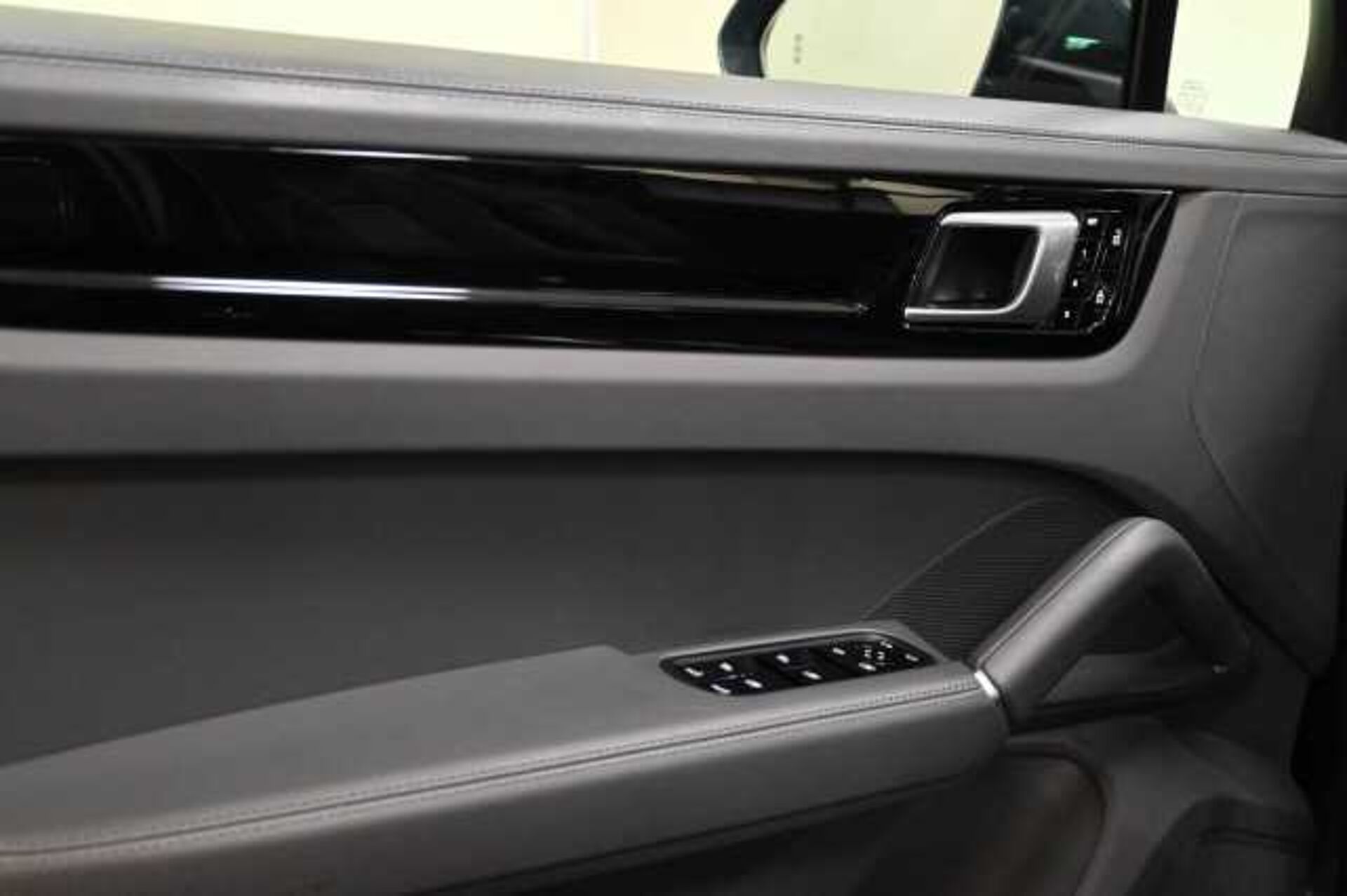 Porsche Cayenne 3.0l - BLU METALLIZZATO - B/MET