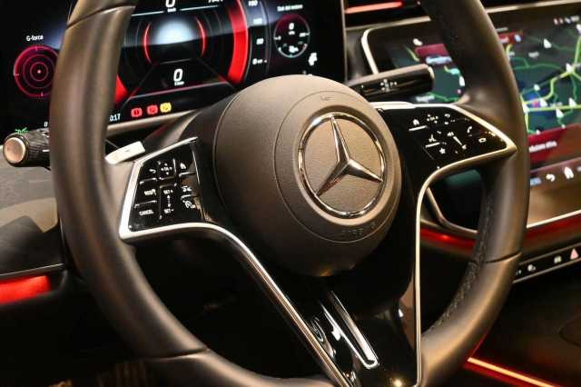 Mercedes-Benz E 220 2.0l - Nero