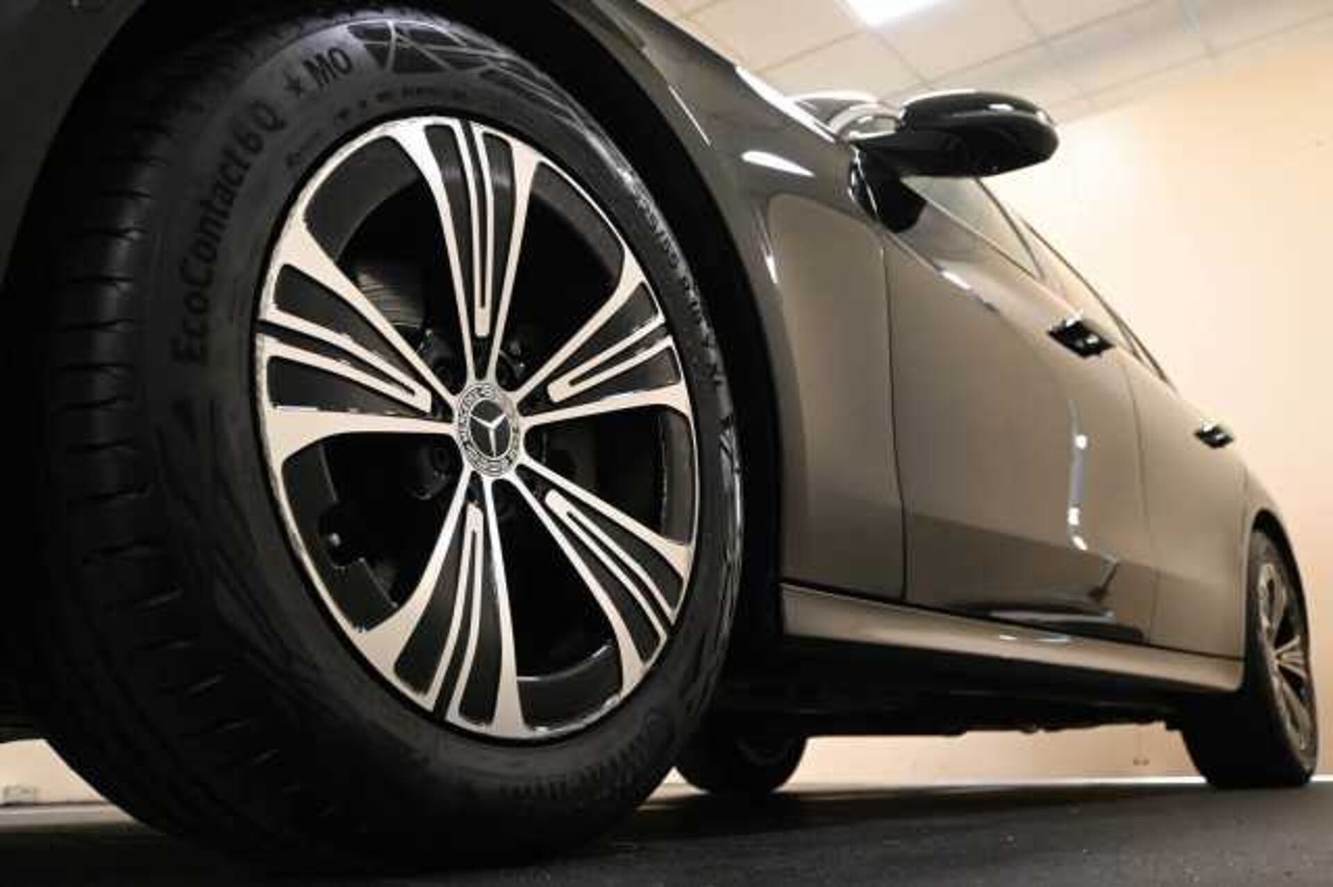 Mercedes-Benz E 220 2.0l - Nero