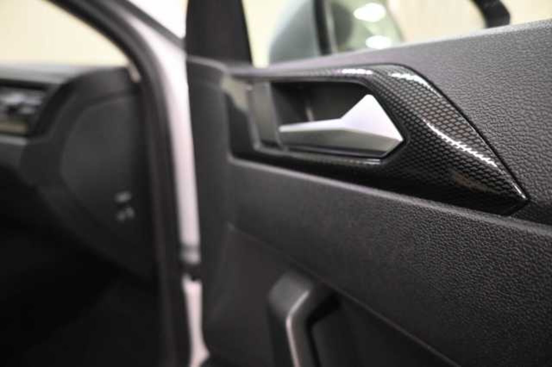 Volkswagen Taigo 1.0l - ARGENTO - ARG