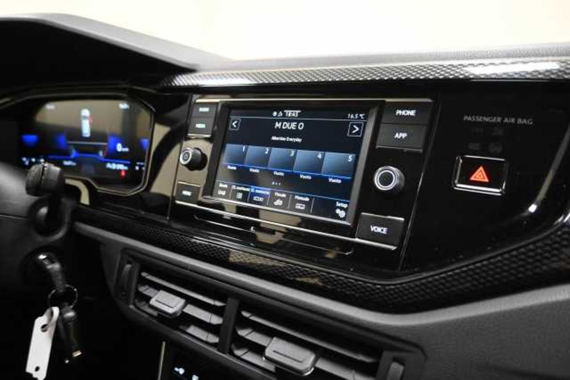 Volkswagen Taigo 1.0l - ARGENTO - ARG