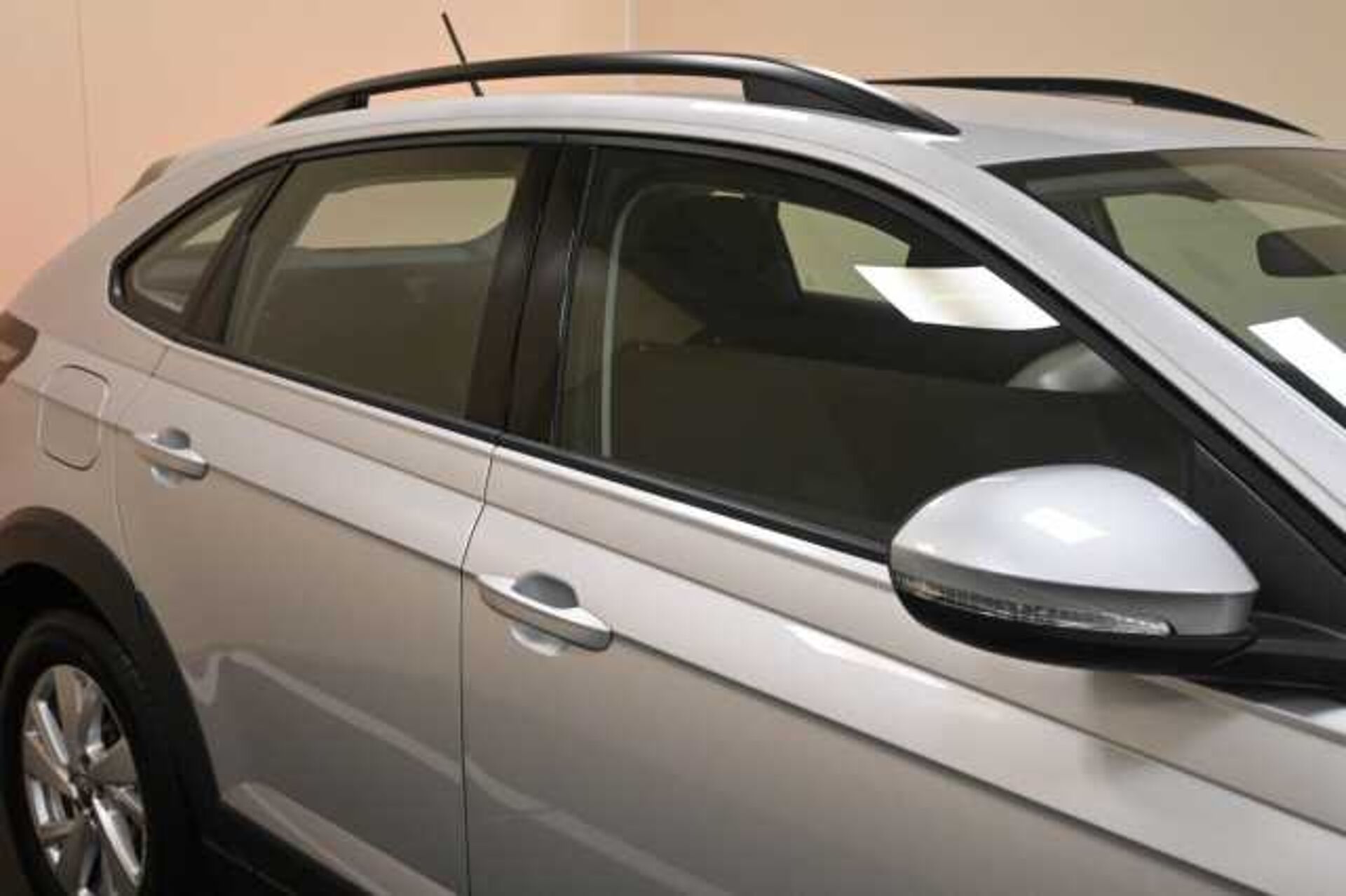 Volkswagen Taigo 1.0l - ARGENTO - ARG