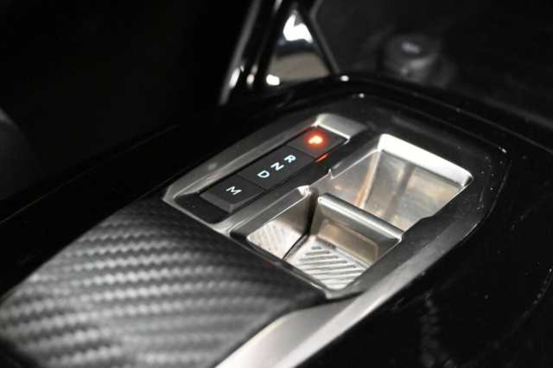 Peugeot 2008 1.2l - Grigio