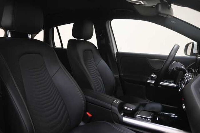 Mercedes-Benz GLA 200 2l