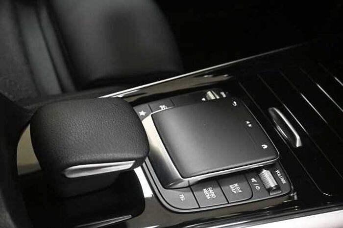 Mercedes-Benz GLA 200 2l