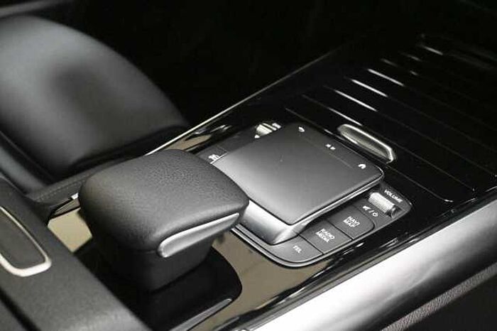 Mercedes-Benz GLA 200 2l