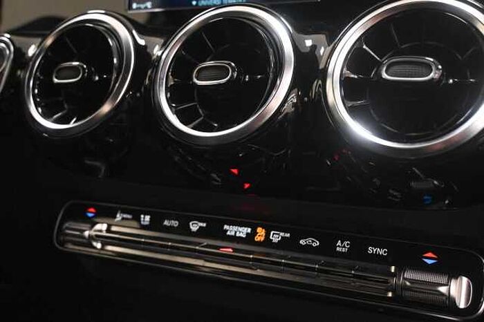 Mercedes-Benz GLA 200 2l