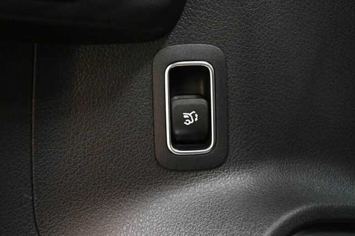 Mercedes-Benz GLA 200 2l