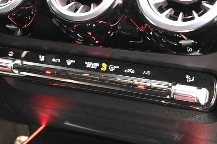 Mercedes-Benz GLA 200 2l