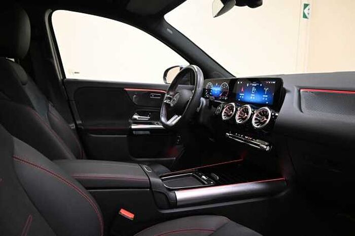 Mercedes-Benz GLA 200 2l