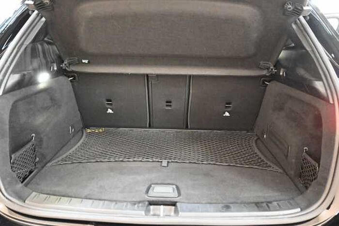 Mercedes-Benz GLA 200 2l