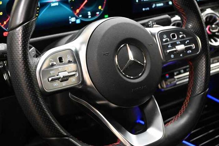 Mercedes-Benz GLA 200 2l