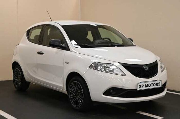 Lancia Ypsilon 1.2l