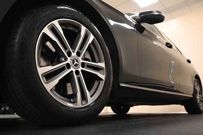 Mercedes-Benz E 220 2l