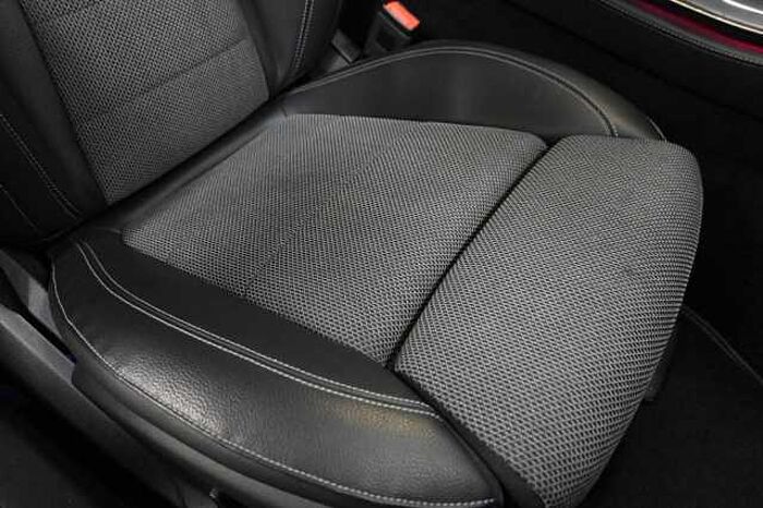 Mercedes-Benz E 220 2l