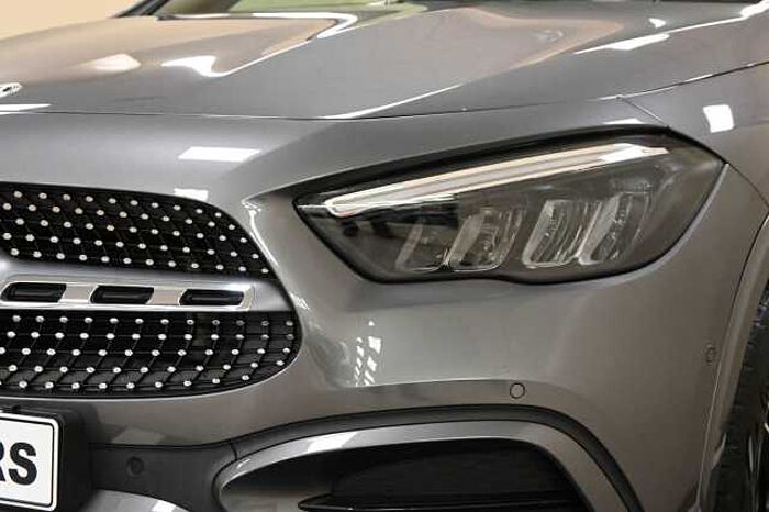 Mercedes-Benz GLA 200 2l