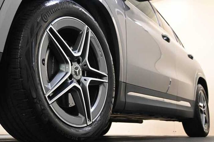 Mercedes-Benz GLA 200 2l