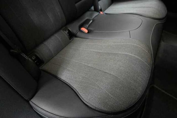 Mercedes-Benz E 220 2l